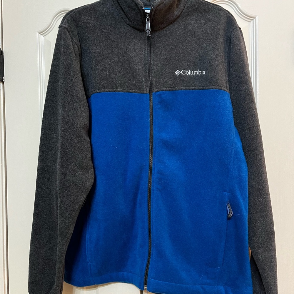 Men’s Columbia jacket - size medium